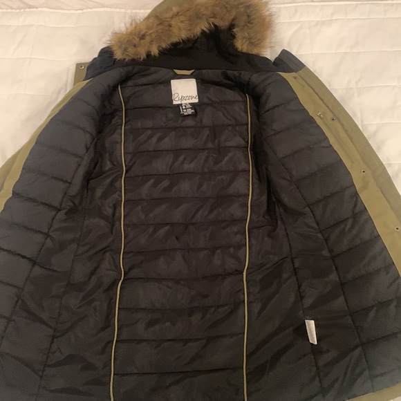 Gorgeous Ripzone Winter Jacket Ladies XS olive Military Green pockets snowboard - Picture 7 of 11